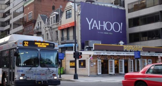 verizon buy yahoo